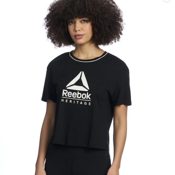 Reebok Women's Cropped Graphic Tee with Side Slits, Size XXL - Picture 2 of 11